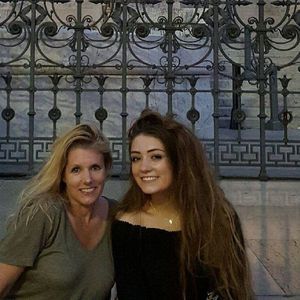 Meet your Posher, Gina